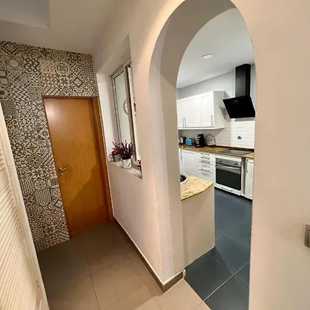 Glp Downtown Apartment